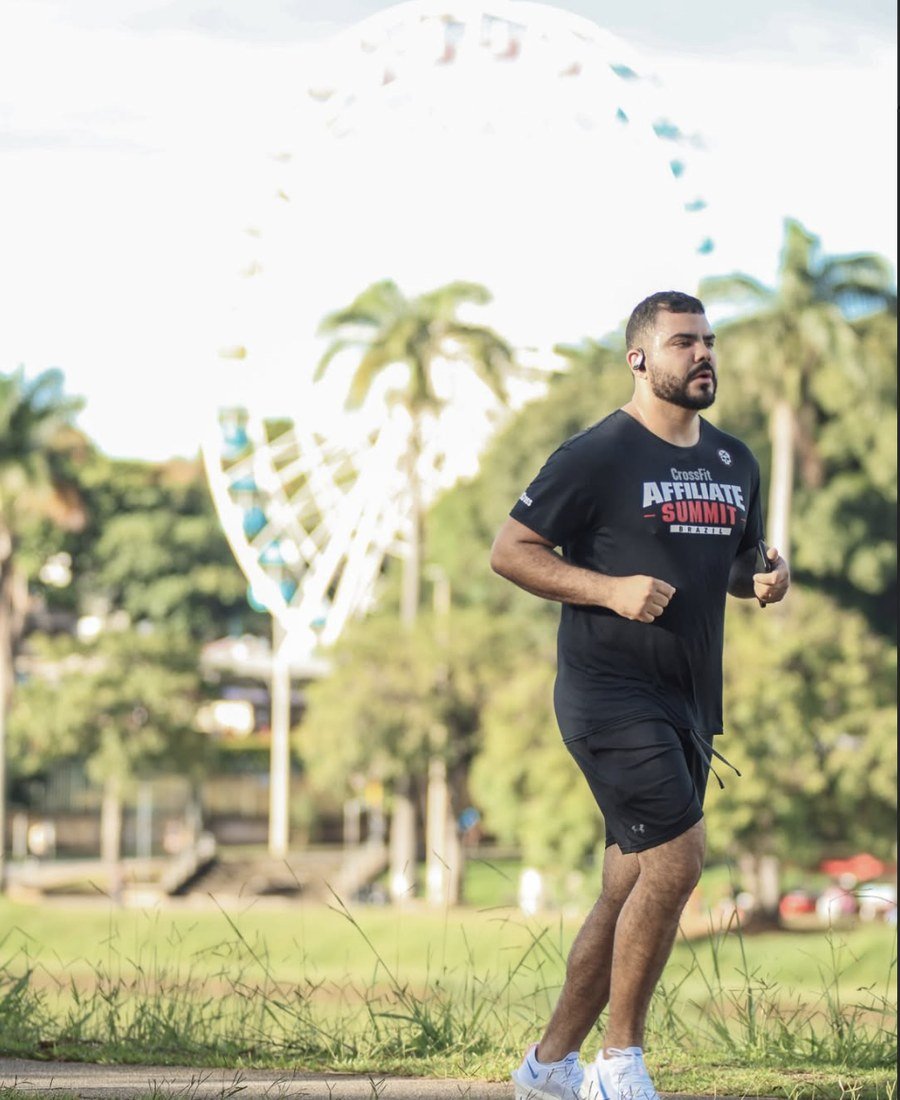 Flávio Rezende a correr na Lagoa da Pampulha